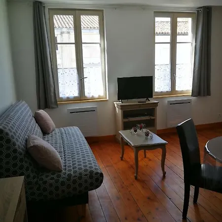 Appartement beau T2 lumineux 1er etage à Rochefort-sur-Mer Extérieur photo