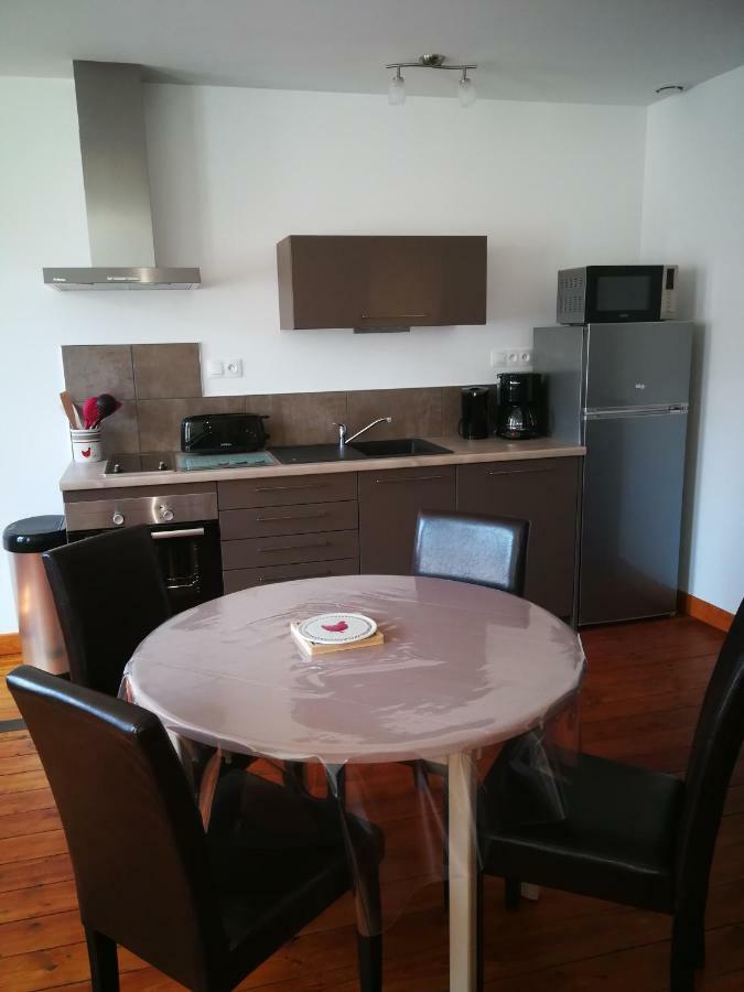 Beau T2 Lumineux 1er Etage * Rochefort (Charente-Maritime)